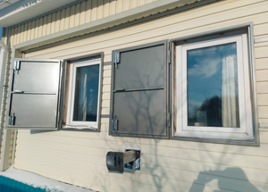 Ставни на окна из листового металла