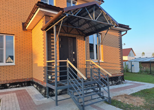 Входная группа для дома без обшивки