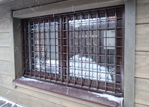 Сварная решётка и решётчатые двери