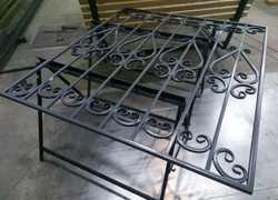 Решётки с декоративными элементами