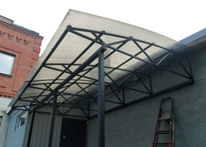 Навес примыкающий к дому