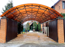 Навес из Поликарбоната Навес из Поликарбоната