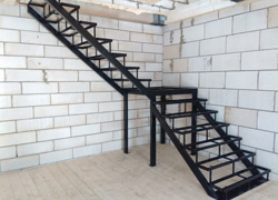 Лестница с Площадкой