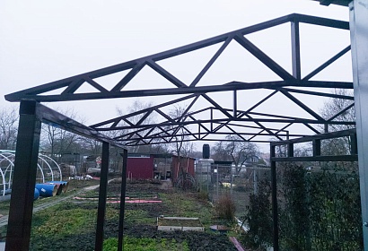 Навесы с примыканием Навесы с примыканием