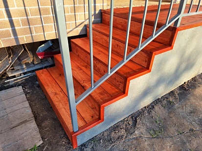 Входная группа из Металла