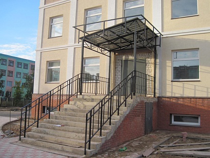 Входная группа для Нежилого помещения