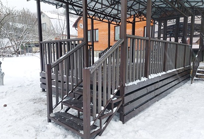 Беседка из металла обшитая ДПК