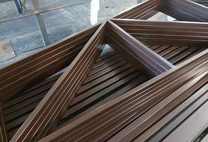 Двухскатный навес c ассиметричной крышей