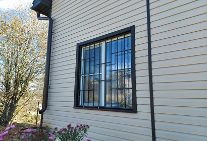 Решётки на окна для частного дома