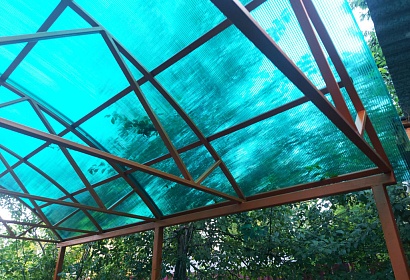Арочный навес из поликарбоната Арочный навес из поликарбоната