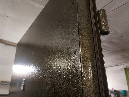 Металлическая входная дверь