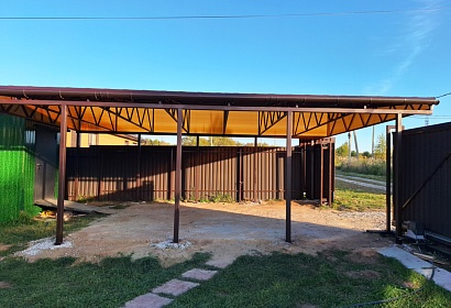 Навес для машины с мягкой кровлей