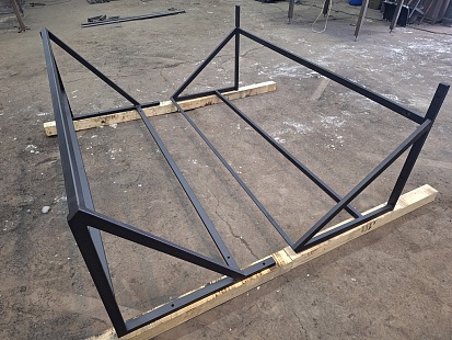 Полка под колёса в гараж