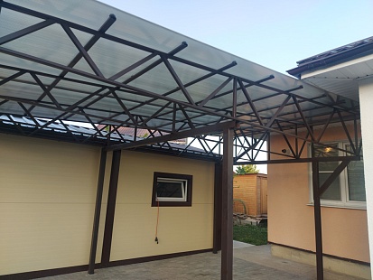 Навес из Поликарбоната
