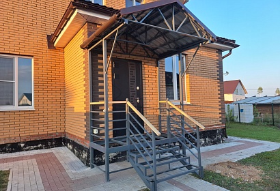 Входная группа для дома без обшивки