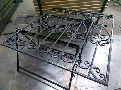 Решётки с декоративными элементами