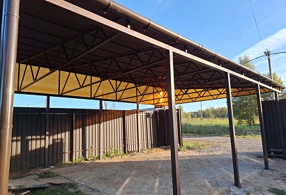 Навес для машины с мягкой кровлей