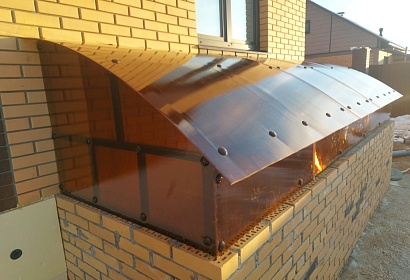 Навес над подвалом из поликарбоната Навес над подвалом из поликарбоната