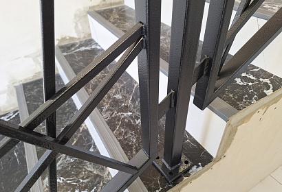 Перила для лестницы на второй этаж Перила для лестницы на второй этаж