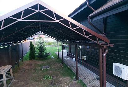 Двухскатный навес с гибкой черепицей