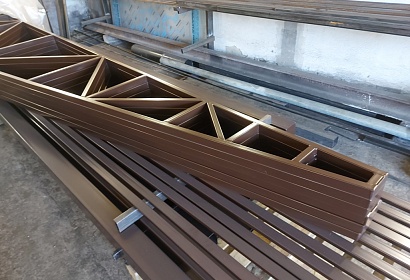 Двухскатный навес c ассиметричной крышей