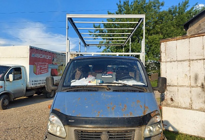 Грузовая платформа под тент со сдвижной крышей Грузовая платформа под тент со сдвижной крышей