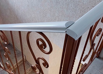 Перила и ограждения