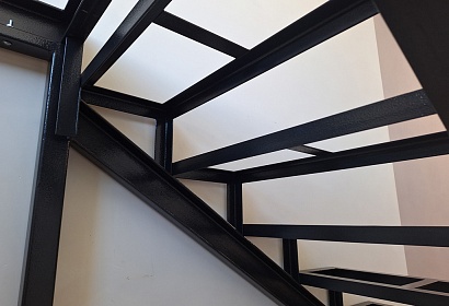 Сборная сварная металлическая лестница Сборная сварная металлическая лестница