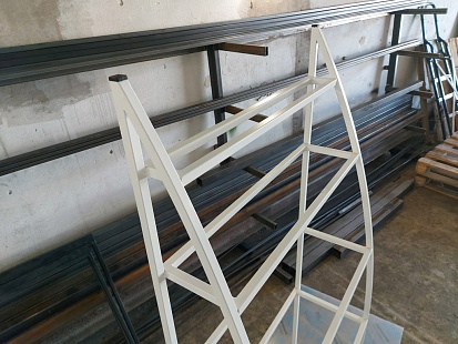 Этажерка металлическая напольная