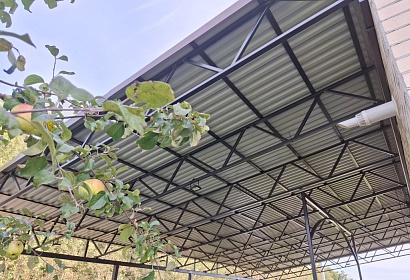 Односкатный навес с примыканием к дому Односкатный навес с примыканием к дому