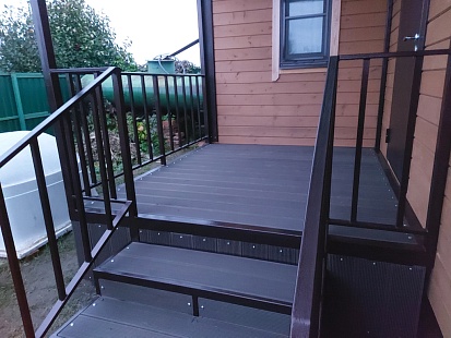 Входная группа в Частный дом