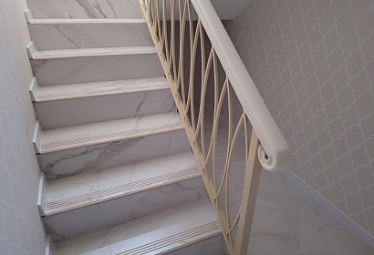 Перила для лестницы из металла в дом Перила для лестницы из металла в дом