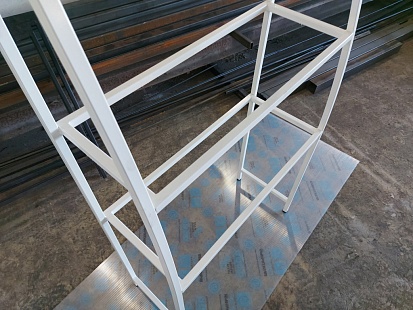 Этажерка металлическая напольная