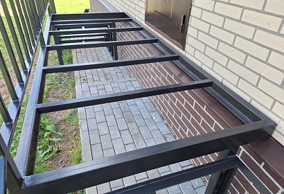 Металлический каркас для входной группы Металлический каркас для входной группы