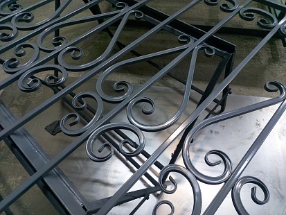 Решётки с декоративными элементами