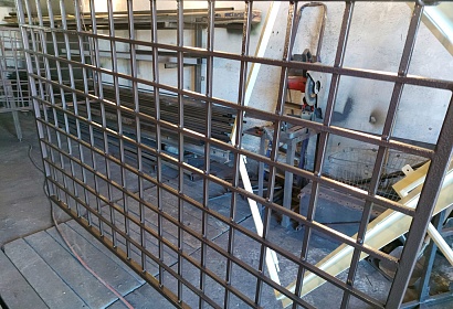 Сварная решётка и решётчатые двери Сварная решётка и решётчатые двери