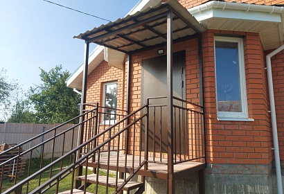 Входная группа для частного дома с ДПК