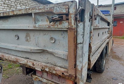 Грузовая платформа под тент со сдвижной крышей Грузовая платформа под тент со сдвижной крышей