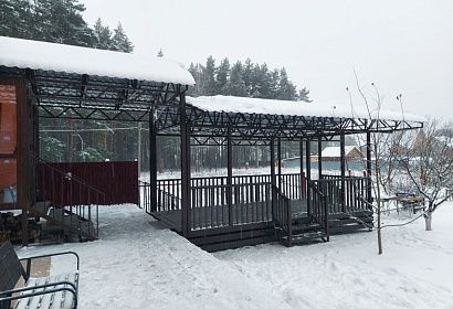 Беседка из металла обшитая ДПК