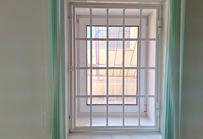 Распашные решётки на окна Распашные решётки на окна